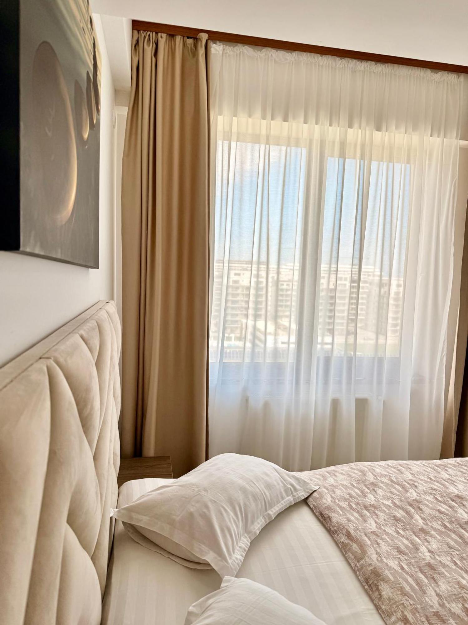 Aqua Vista Nuba - Vedere Top La Mare Si Lac - Apartament 2 Camere Summerland - Mamaia Kültér fotó