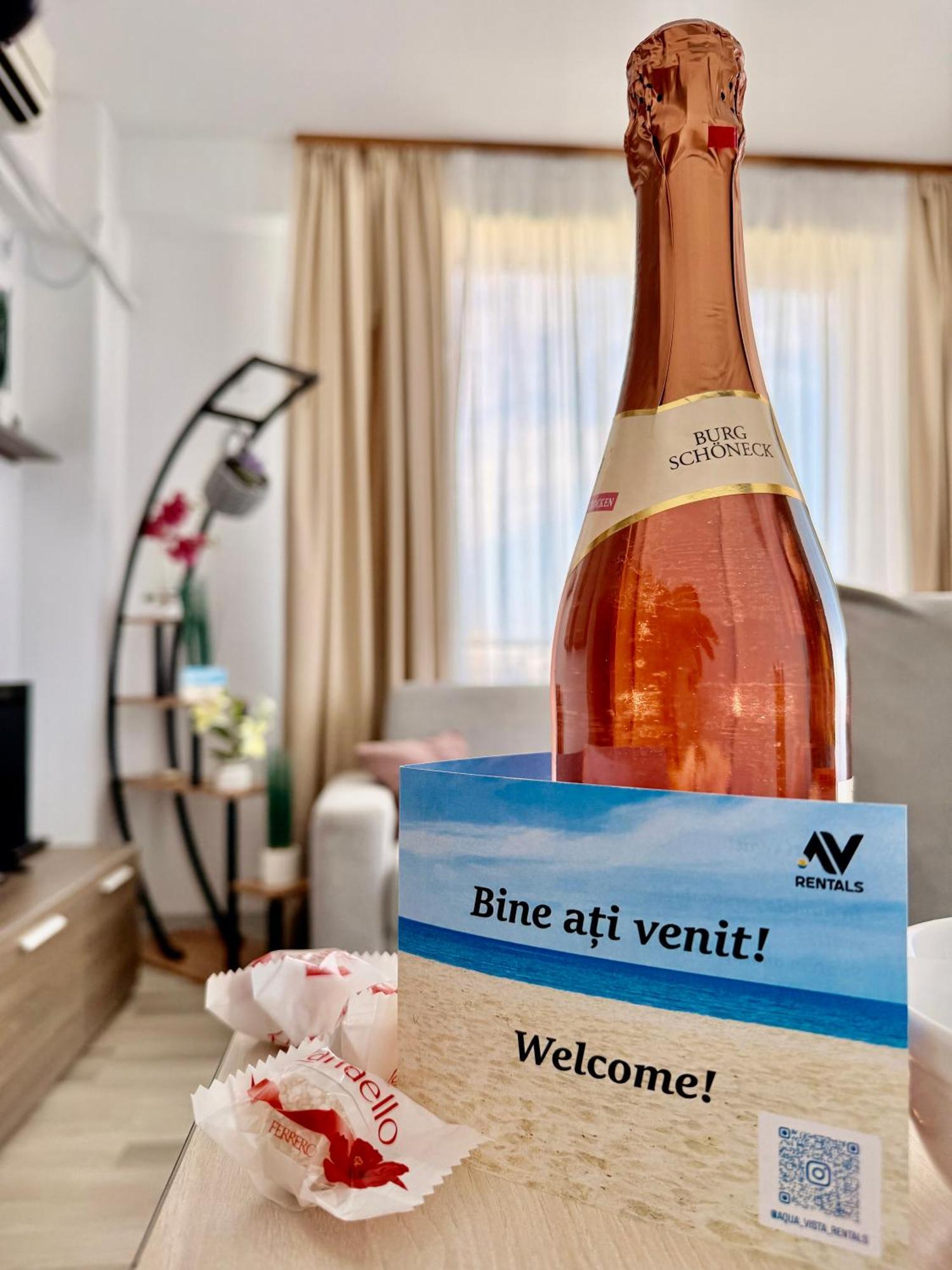 Aqua Vista Nuba - Vedere Top La Mare Si Lac - Apartament 2 Camere Summerland - Mamaia Kültér fotó